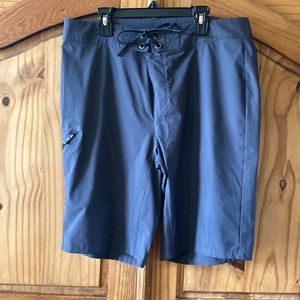 Men’s QOR gray swim trunks board shorts size 34